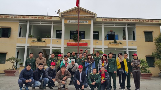 Nhà hát Tuổi trẻ phục vụ chiến sĩ và nhân dân vùng biên giới